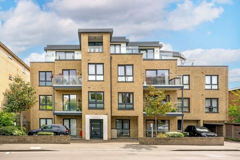 Worple Road, London SW20 1 bed flat for sale