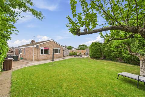Oakleigh Heath, Hallow, Worcester... 2 bed bungalow for sale
