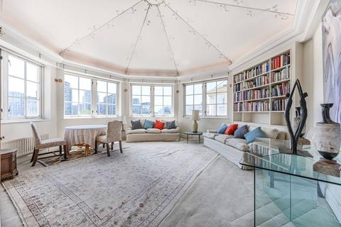Grosvenor Road, Pimlico, London, SW1V 3 bed penthouse for sale