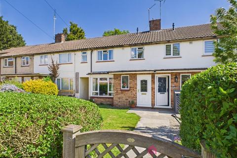 The Oxleys, Old Harlow CM17 3 bed terraced house for sale