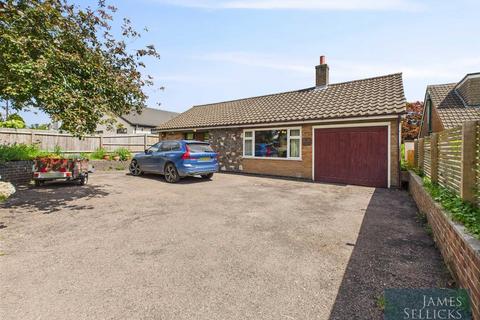Cranmar, North Kilworth, Lutterworth 4 bed bungalow for sale