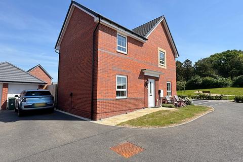 Ruskin Avenue, Ledbury 4 bed detached house for sale
