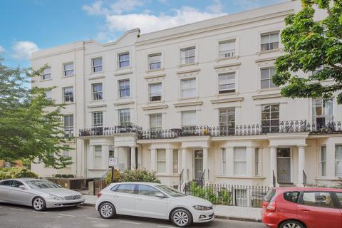 Belgrave Gardens, St John's Wood, London 2 bed flat for sale
