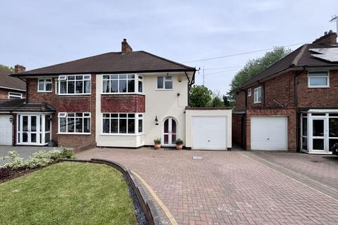 Clarence Road, Four Oaks, Sutton... 3 bed semi