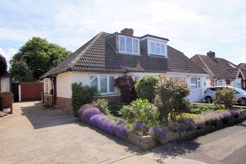 Lonsdale Avenue, Fareham PO16 2 bed semi
