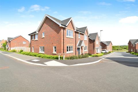 Webb Close, Steeple Claydon 5 bed detached house for sale