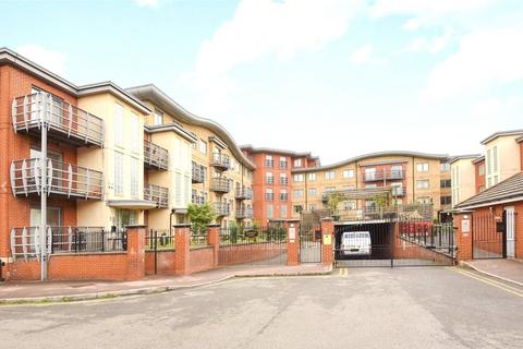 Jubilee Square, Reading, Berkshire, RG1 2 bed apartment for sale