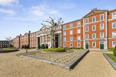 Peninsula Square, Winchester... 2 bed apartment for sale