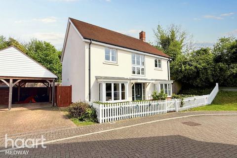 Heron Place, Rochester 4 bed detached house for sale