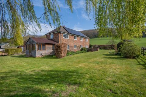 Hunt Street, Crundale, Canterbury, Kent 5 bed detached house for sale