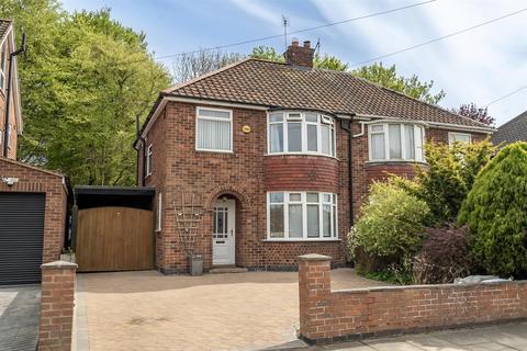Oakland Avenue, Off Stockton Lane... 3 bed semi