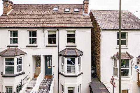 Mill Street, Redhill 3 bed semi