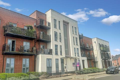 The Square, Northampton NN5 2 bed apartment for sale