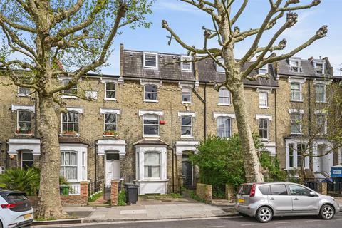 Hammersmith Grove, London W6 3 bed maisonette for sale