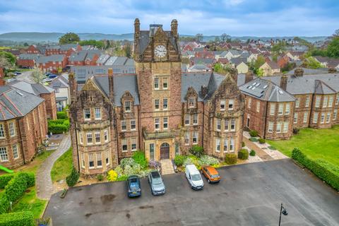 6 THE CLOCKHOUSE, GRAHAM WAY, TAUNTON 1 bed flat for sale