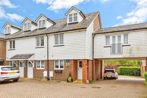 Sherway Close, Headcorn TN27 3 bed semi