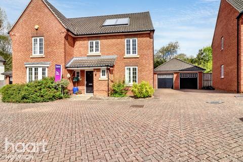 Taylors Lane, Norwich 5 bed detached house for sale