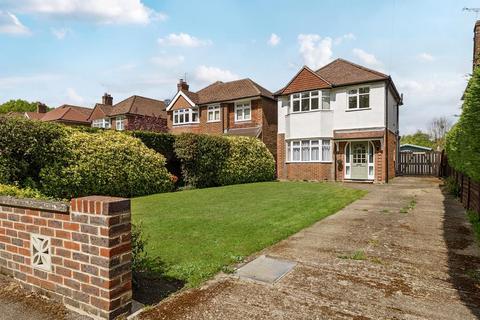Woking,  Surrey,  GU22 3 bed detached house for sale