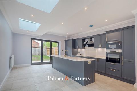 Goldlay Road, Chelmsford CM2 3 bed end of terrace house for sale