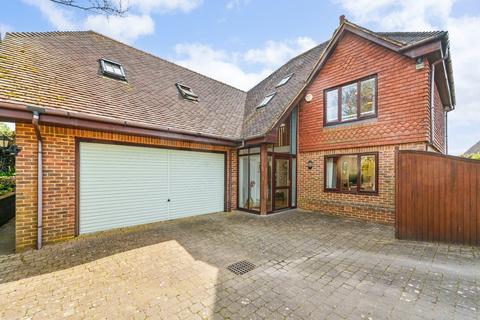 Carriers Road, Cranbrook, Kent, TN17 4 bed detached house for sale