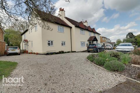 Hopping Jacks Lane, Chelmsford 2 bed maisonette for sale