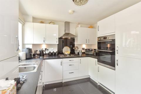 Radwinter Close, Wickford, Essex 4 bed detached house for sale