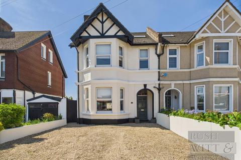 The Ridge, Hastings 5 bed semi
