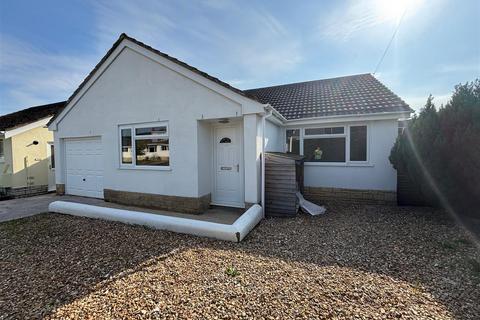 Melway Gardens, Child Okeford 3 bed detached bungalow for sale