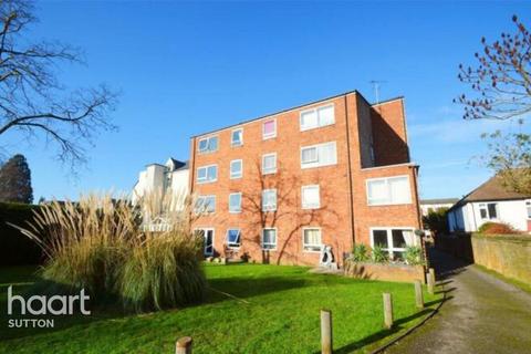 Mulgrave Road, Sutton 1 bed flat for sale