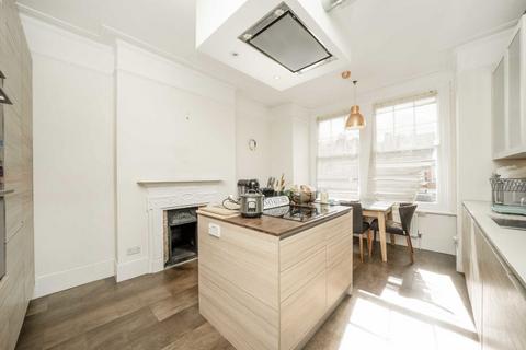 Dyne Road, London NW6 3 bed flat for sale