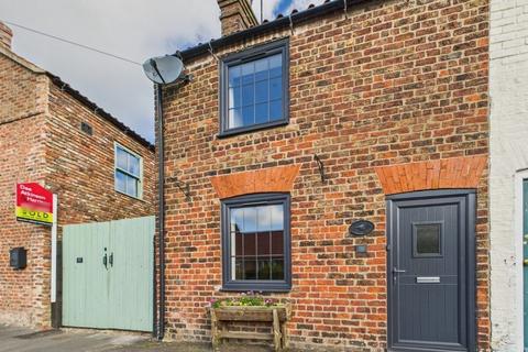 South Street, Middleton, YO25 9UB 2 bed end of terrace house for sale