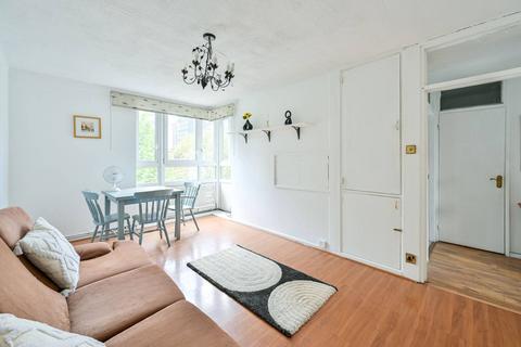 Smeaton Court, Elephant and Castle... 1 bed flat for sale