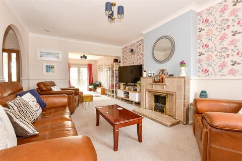 Noke Common, Newport PO30 5 bed detached house for sale