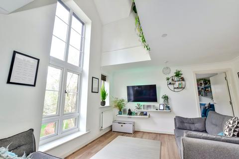 Wharf Way, Hunton Bridge, WD4 3 bed duplex for sale