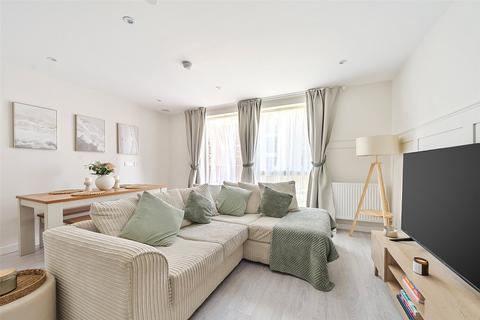 Regal Walk, Bexleyheath 1 bed apartment for sale
