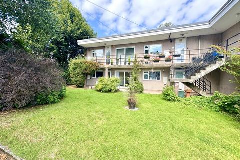Park View Court, Park Road, Whitchurch 2 bed apartment for sale