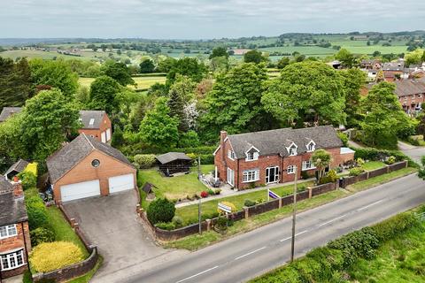 Sandon Road, Hilderstone, ST15 3 bed detached house for sale