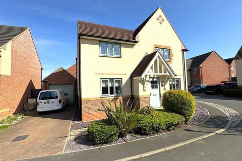 Osprey Drive, Corby NN17 4 bed detached house for sale