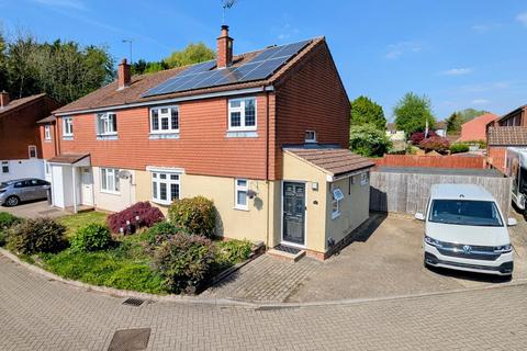 Lysander Close, Bovingdon Hemel... 3 bed semi