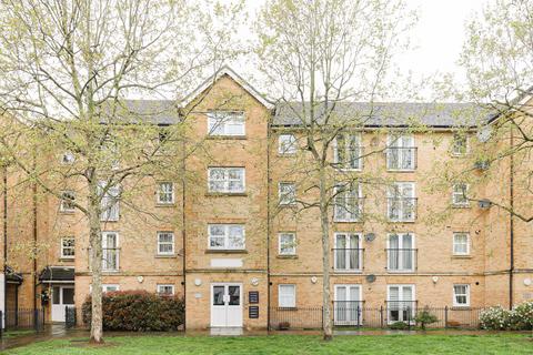 Allenby Road, Woolwich SE28 2 bed apartment for sale