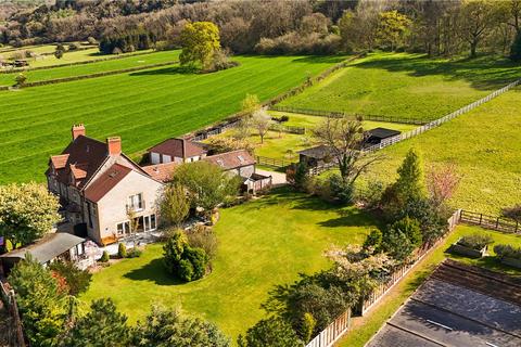 Bath Road, Bristol BS40 5 bed detached house for sale