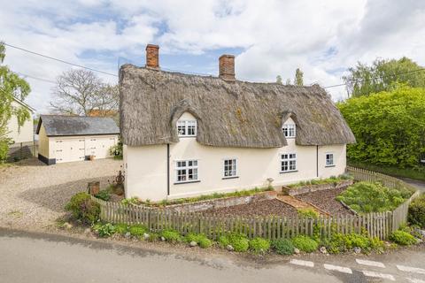 The Street, Sudbury CO10 4 bed cottage for sale