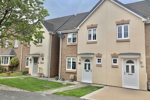 Cae Morfa, Skewen, Neath, SA10  6EE 3 bed semi