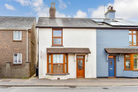 Whyke Road, Chichester, West Sussex 2 bed semi
