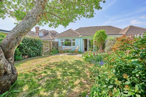 Elm Avenue, Luton LU1 2 bed bungalow for sale