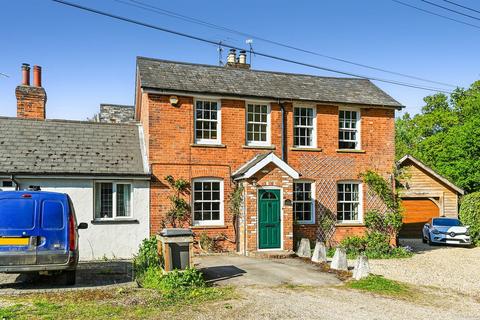 Longparish, Andover 3 bed terraced house for sale