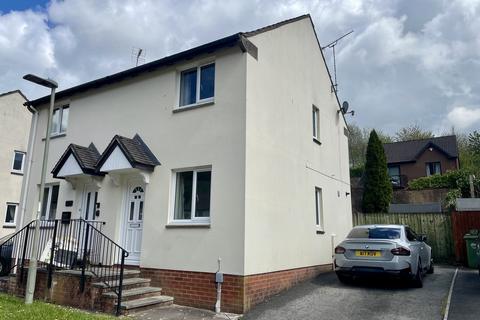 Primrose Avenue, Whiddon Valley... 2 bed semi