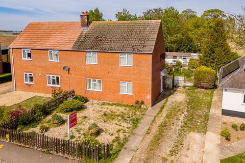 Bede Crescent, Benington, Boston... 3 bed semi