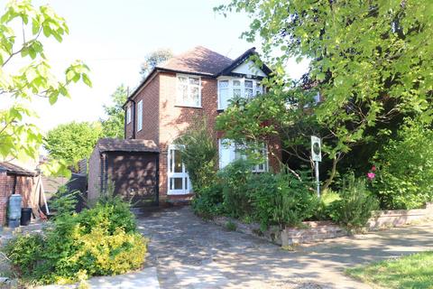 Cheltenham Road, Orpington BR6 3 bed detached house for sale