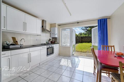Slaithwaite Road, London 4 bed terraced house for sale